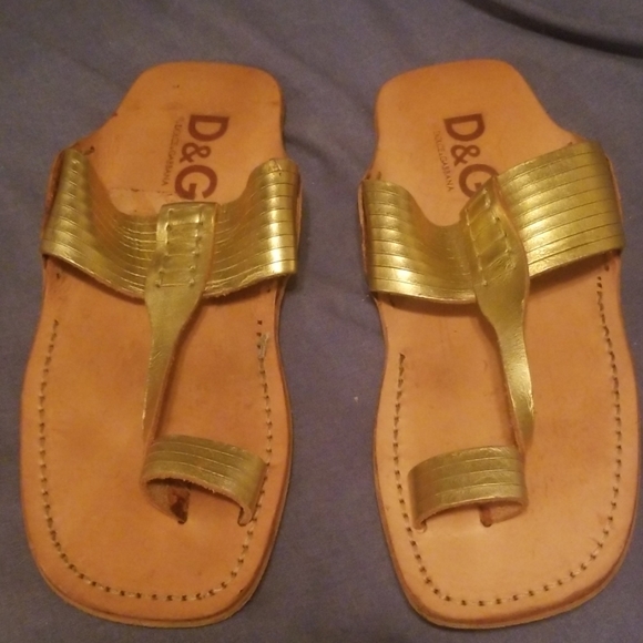Dolce & Gabbana Shoes - Dolce & Gabanna Gold Sandals - Size 38